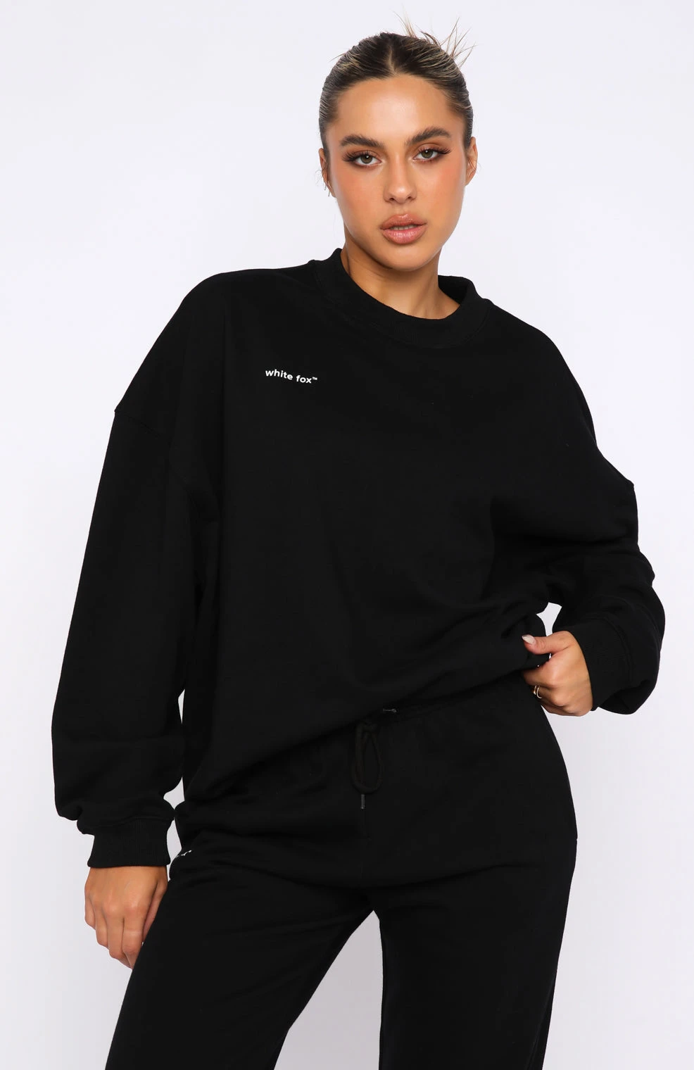 Own The Moment Sweater Black - Image 2
