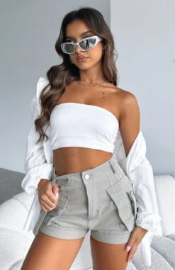 Just A Friend Shorts Dusty Olive