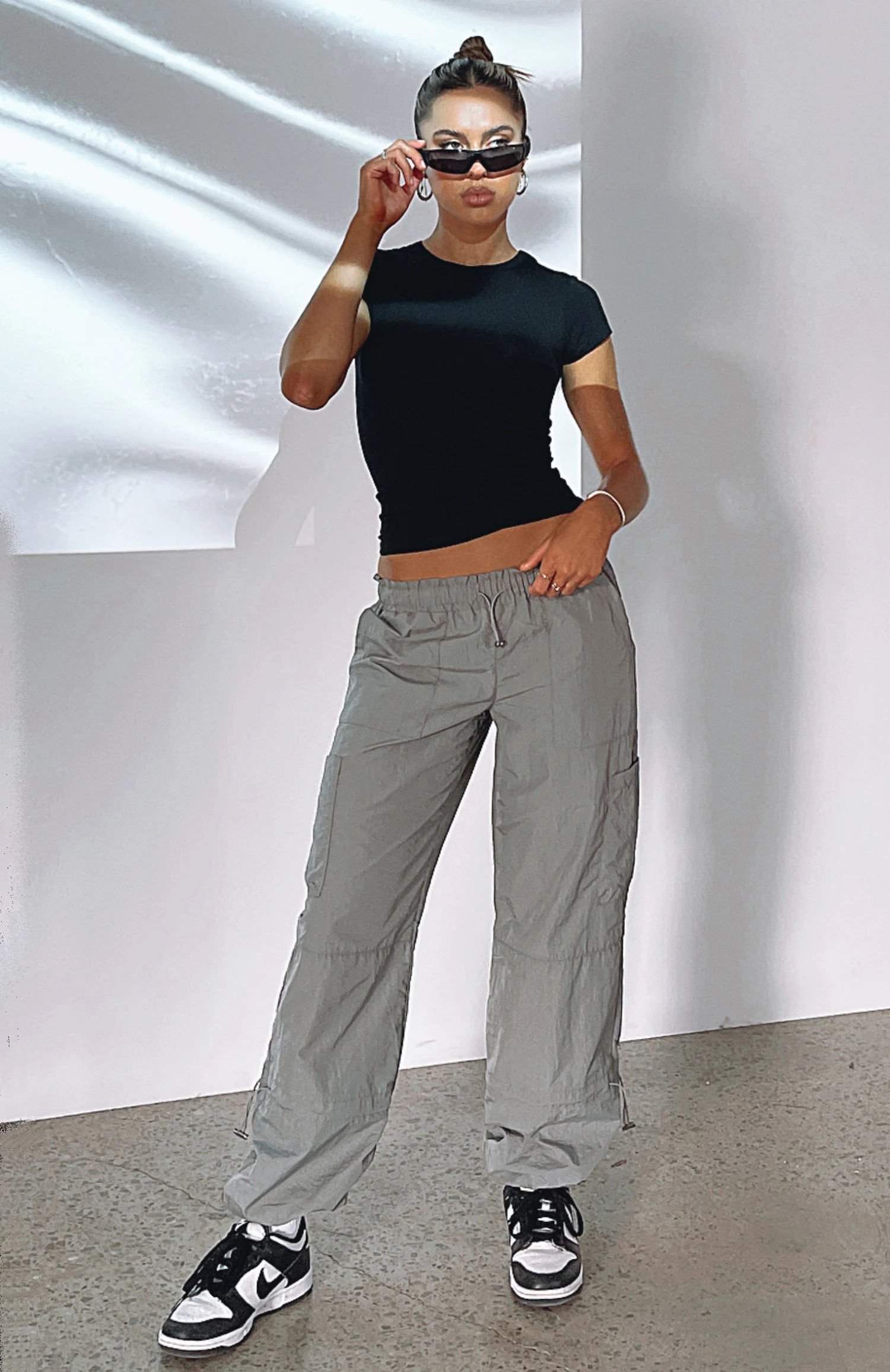 Never Blend In Pants Charcoal - Image 6